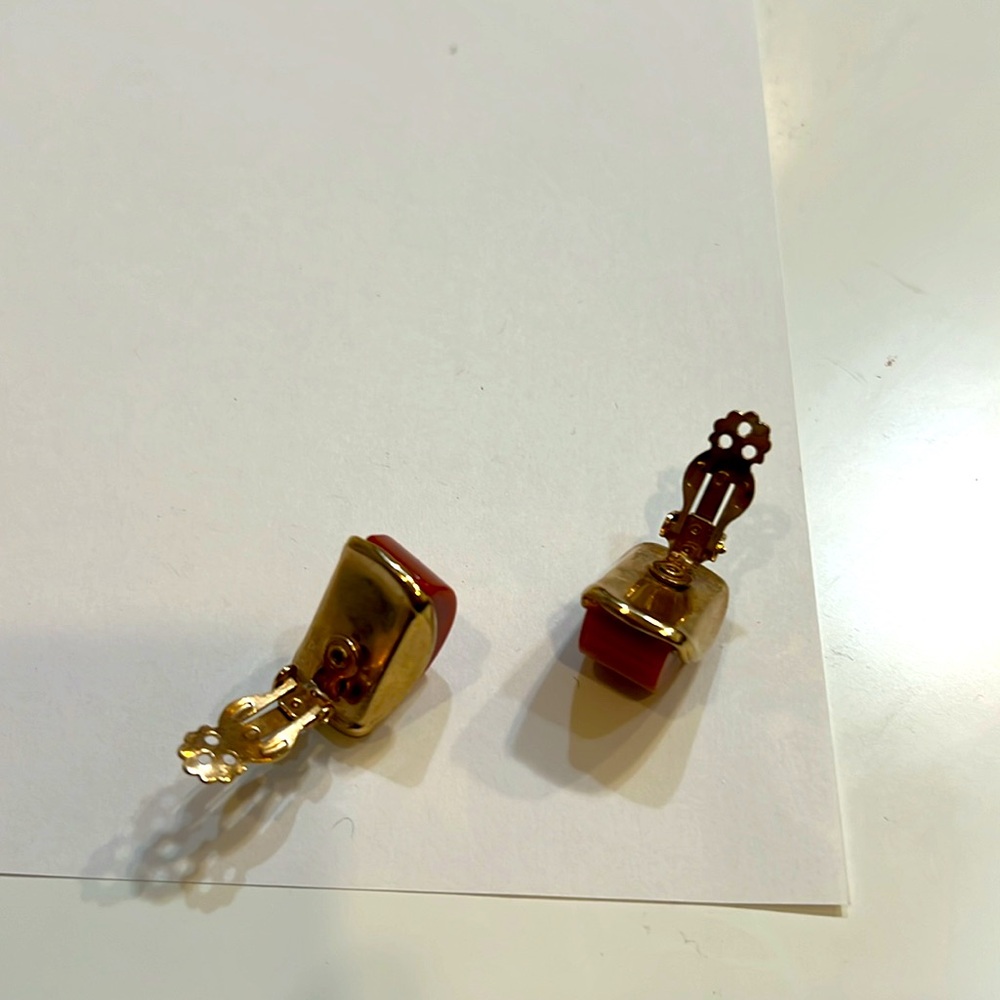 Earring - Picture 3 of 3